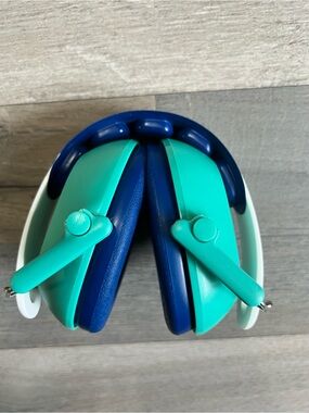 3M Peltor Kid Noise Canceling Earmuffs
